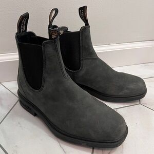 Blundstone 1308 Rustic Black Chelsea Boot Size 8 Women's